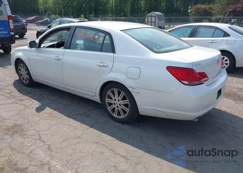 2007 Toyota Avalon Limited z USA, uszkodzony, nr VIN 4T1BK36B47U241328